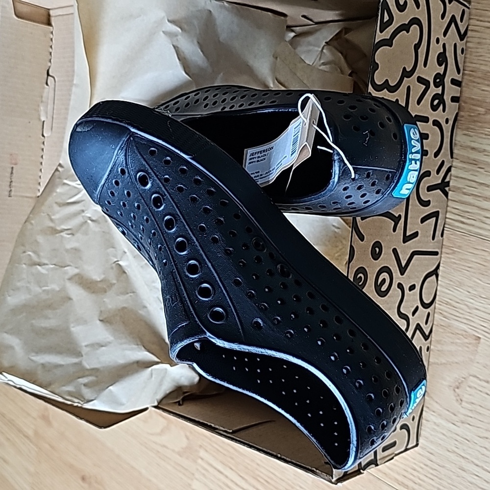 Native Jeffersons size 6
